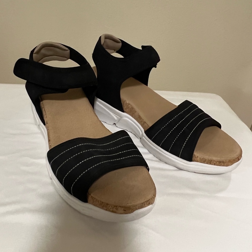 Black Dr. Scholl's Hey Girl Wedge Sandal